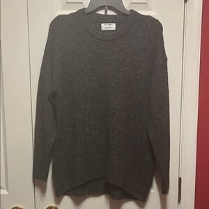 Old Navy Women's Charcoal Crew Neck Sweater